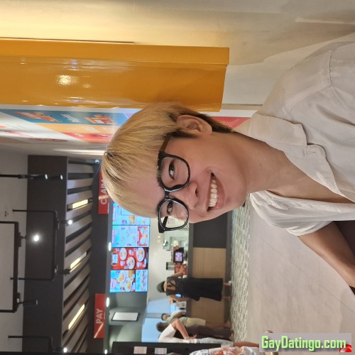 Julyyuri, 19960716, Brighton, East Sussex, United Kingdom