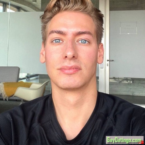 Ernest23, 20021117, Madrid, Madrid, Spain