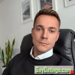 Maxi832, 19990509, Lee, Grove Park, London, United Kingdom Maxi832, 19990509, Lee, Grove Park, London, United Kingdom